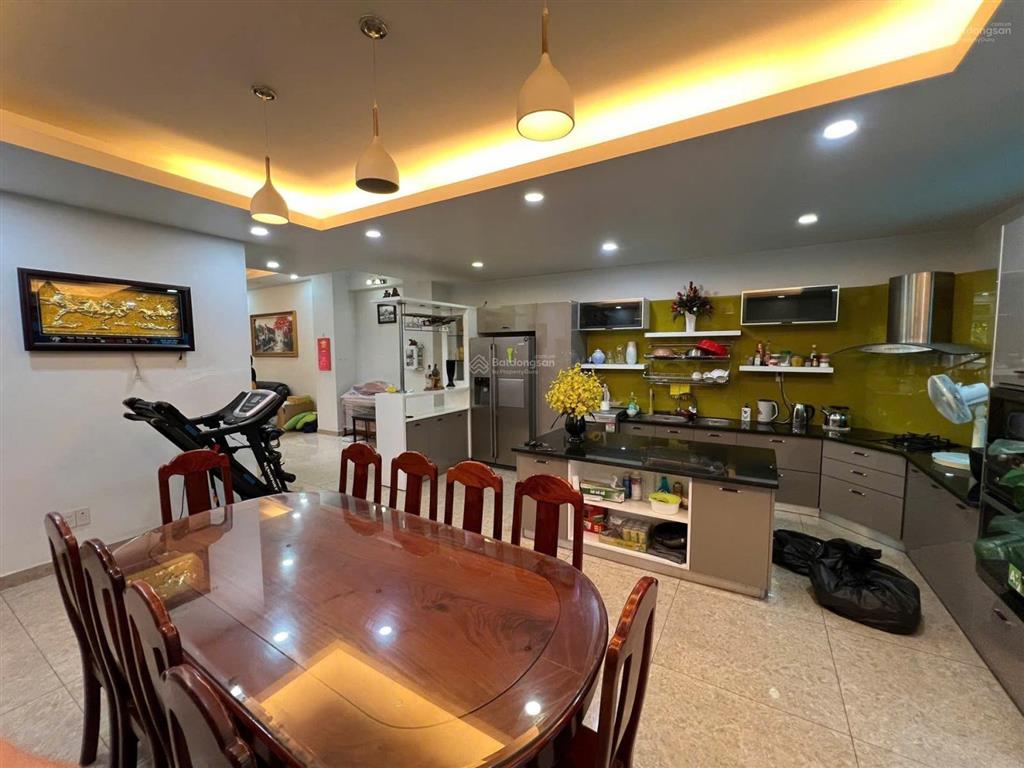 Hiếm có nhà 4 tầng (4.5x20m) có hầm để ô tô đường 12m kdc đặng thùy trâm  bình lợi p13 bình thạnh