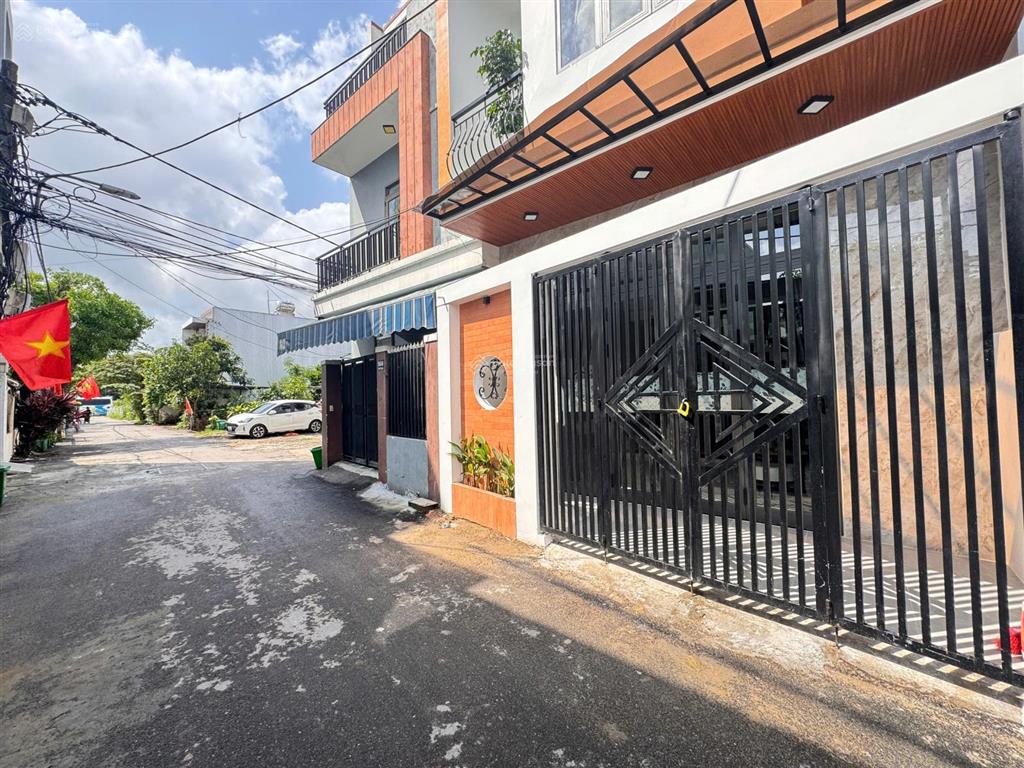 Bán nhà 2 tầng kiệt ô tô tôn đản nhà mới, dọn vào ở ngay