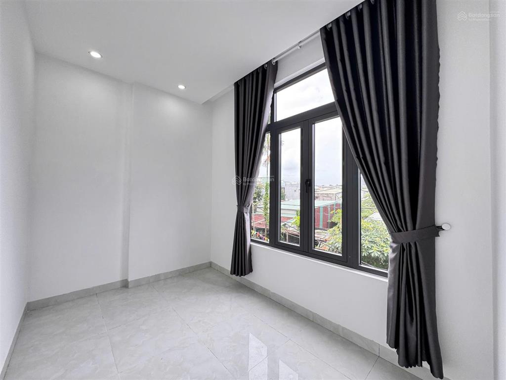 Bán nhà 2 tầng kiệt ô tô tôn đản nhà mới, dọn vào ở ngay