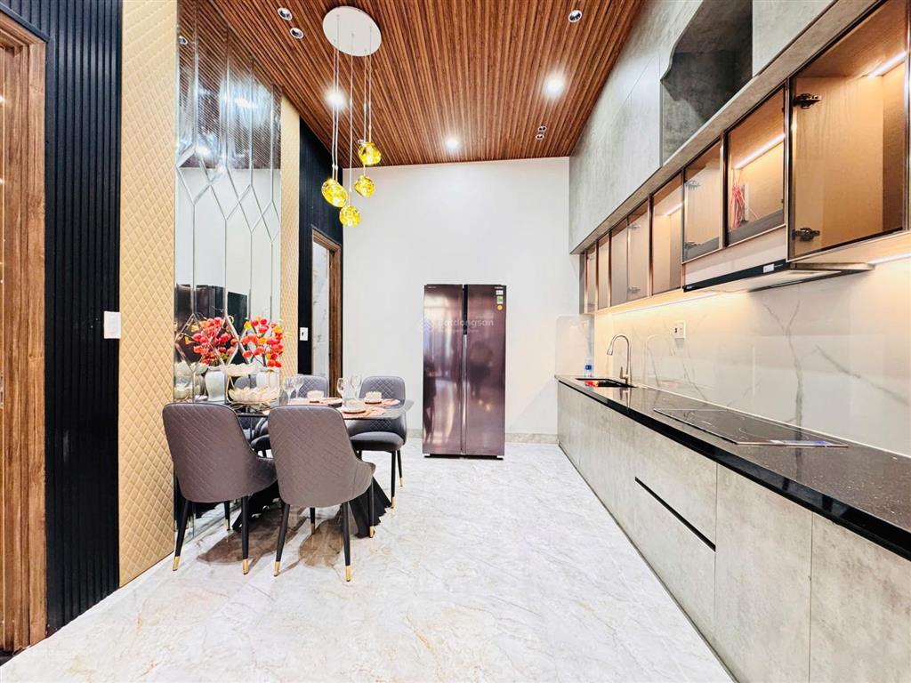 Nhà 3 tầng 3 mê kiệt chuẩn 4m xe ôtô trước nhà, vị trí mặt kiệt k80/8 tôn đức thắng