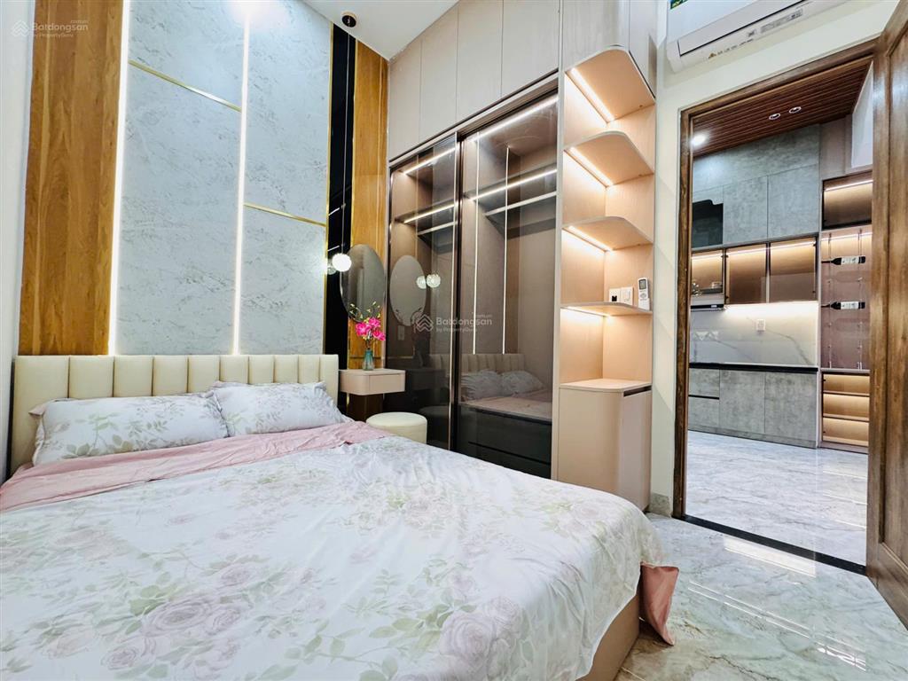 Nhà 3 tầng 3 mê kiệt mới hoàn thành chuẩn 4m xe ôtô trước nhà, vị trí mặt kiệt k80/8 tôn đức thắng