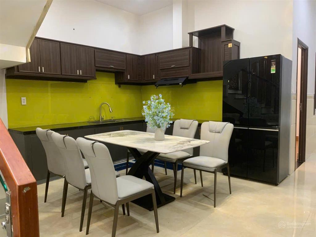 Bán nhanh nhà mặt tiền phạm thị lam anh (song song đường hoàng văn thái) hòa khánh, đn 120m²