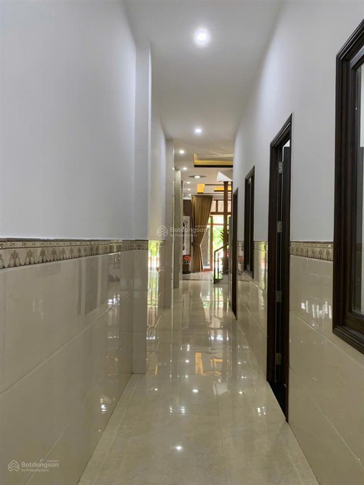 Bán nhanh nhà mặt tiền phạm thị lam anh (song song đường hoàng văn thái) hòa khánh, đn 120m²
