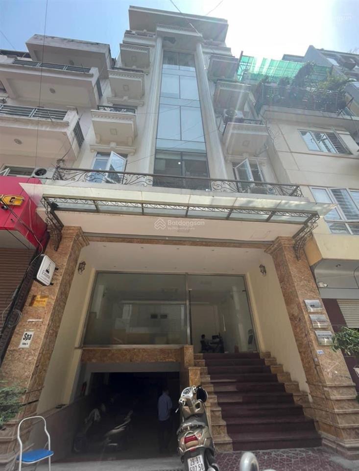 Chủ ngợp bank bán gấp nhà mặt phố nguyễn đình tứ gần học viện tài chính. mt 6m. giá ngang phân lô