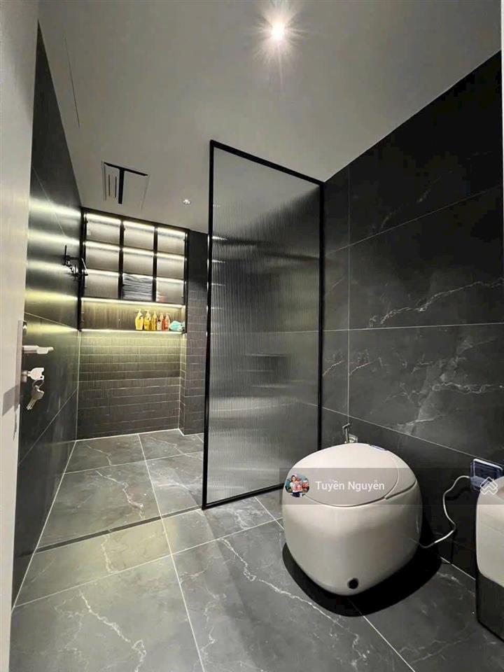 Biệt thự vườn góc 2 mặt tiền thiết kế hiện đại full nội thất xịn sò 155m2 ngang 9.5m p.linh đông