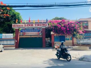 Nhà 4 tầng mặt tiền kinh doanh ngay kha vạn cân 130m2 ngang 5m thu nhập 25tr/thag gần phạm văn đồng