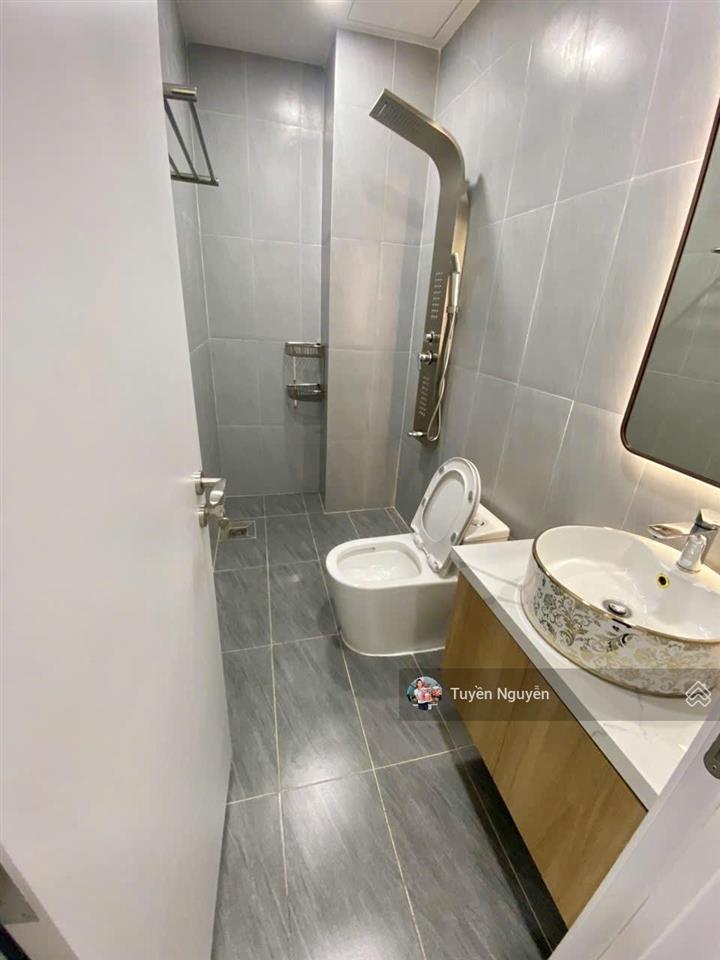 Nhà đẹp 3 tầng đường số 2 trường thọ  kdc đồng bộ cao tầng 78m2 ngang 4.5m gần xa lộ hà nội