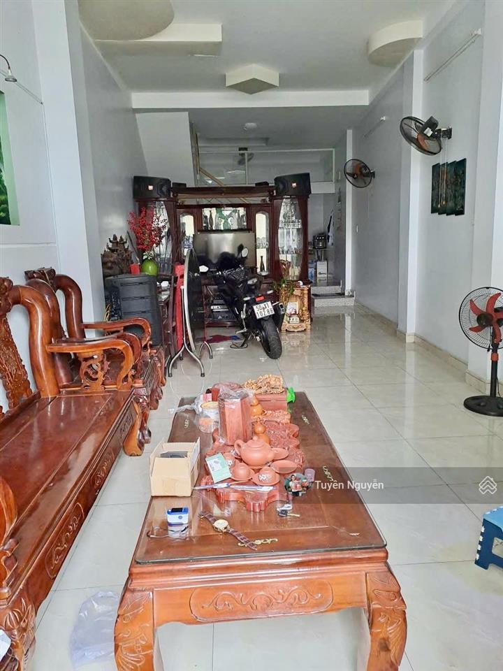 Mặt tiền kinh doanh 3 tầng đường phan đình phùng 140m2 ngang 6.2m nở hậu sát đường lê lợi giá tốt