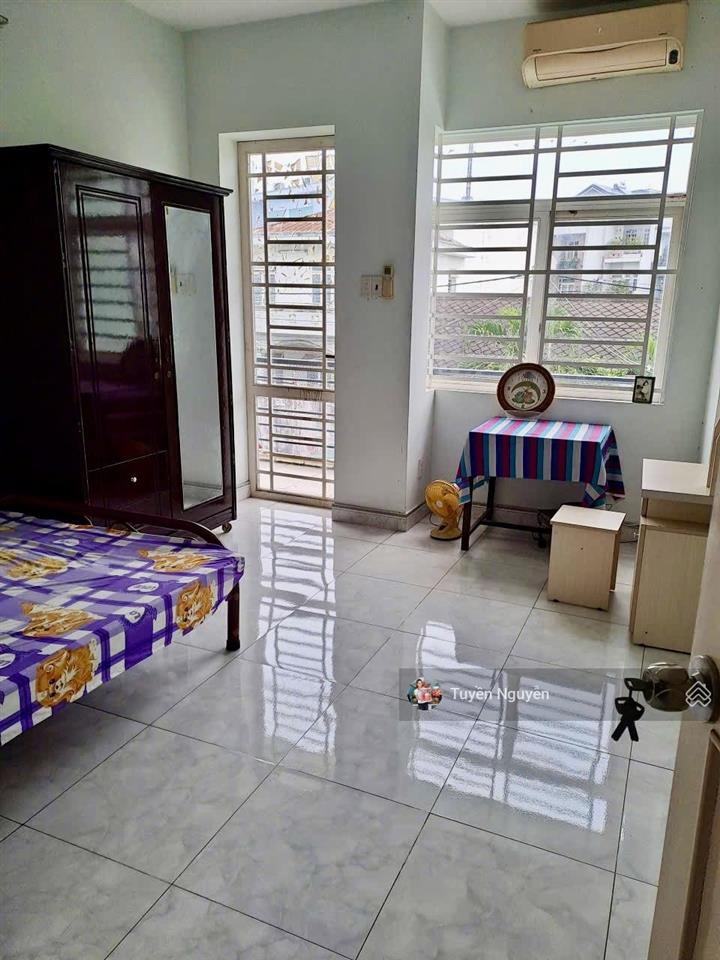 Mặt tiền kinh doanh 3 tầng đường phan đình phùng 140m2 ngang 6.2m nở hậu sát đường lê lợi giá tốt