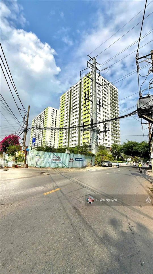 Đất đẹp góc 2 mặt tiền ngang 7m sát ga metro bình thái p.trường thọ thích hợp xây chdv hẻm xe tải