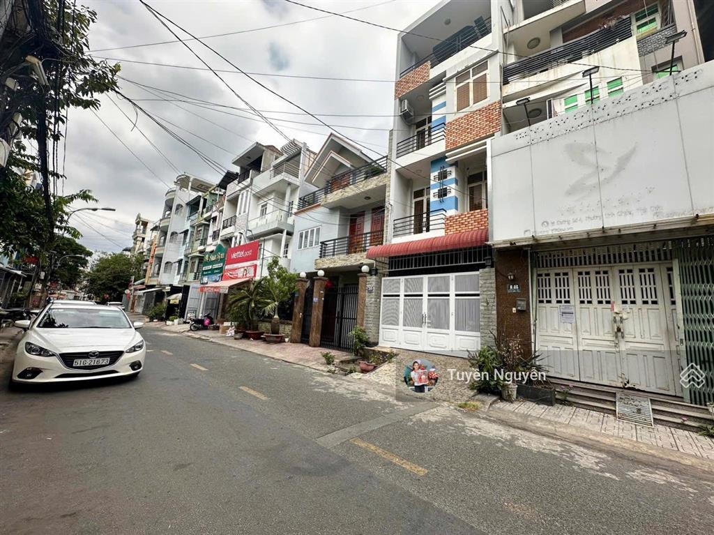 Cam kết giá tốt hoàng diệu 2  mặt tiền kinh doanh 4 tầng kiên cố thu nhập 40tr/tháng (4.5mx18m)