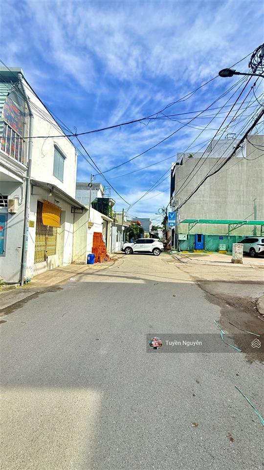 Mặt tiền kinh doanh ngay kha vạn cân giao với phạm văn đồng 60m2 ngang 5m  rõ ràng giá tốt