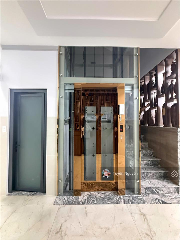 Gấp lắm rồi  nhà mới xây 4 tầng 7 phòng có thang máy đường số 8, phường linh tây 103m2 ngang 5,6m
