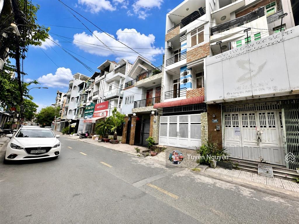 Ngộp  mặt tiền 4 tầng kdc vip himlam linh chiểu (4.5x18m) sát hoàng diệu 2 giá đầu tư chỉ 13,5 tỷ