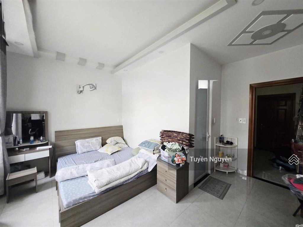 Ngộp  chủ định cư bán gấp nhà 4 tầng kiên cố 72.5m2 ngang 5m cách đặng văn bi chỉ 70m hẻm xe tải
