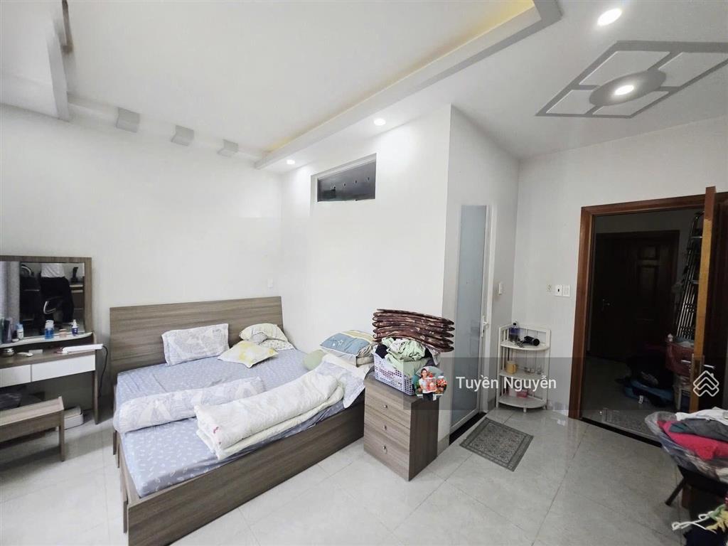 Ngộp  chủ định cư bán gấp nhà 4 tầng kiên cố 72.5m2 ngang 5m cách đặng văn bi chỉ 70m hẻm xe tải