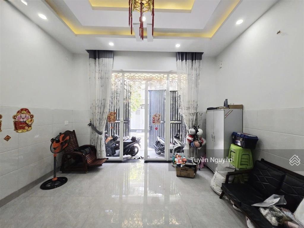 Ngộp  chủ định cư bán gấp nhà 4 tầng kiên cố 72.5m2 ngang 5m cách đặng văn bi chỉ 70m hẻm xe tải