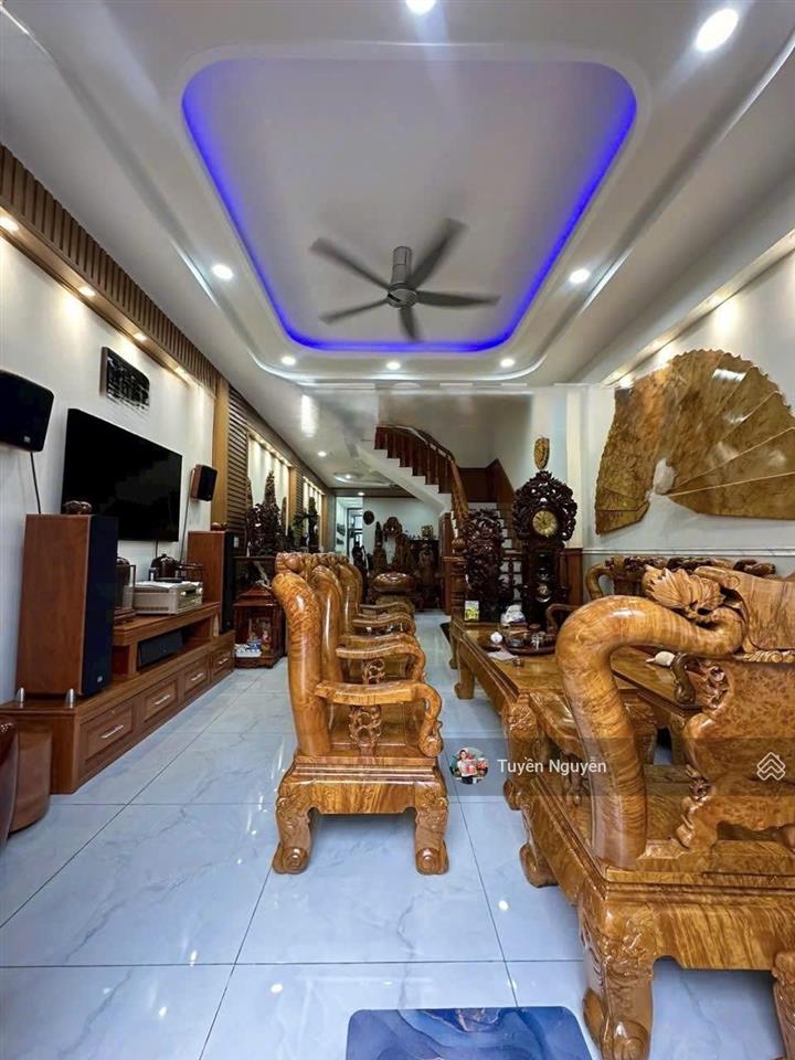 Nhà siêu đẹp 3 tầng ngay đặng văn bi p.trường thọ  thiết kế sang trọng nội thất xịn sò gần gametro