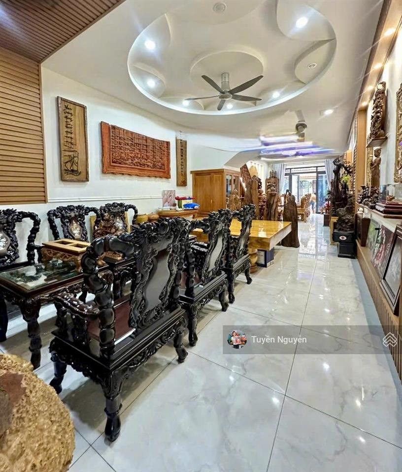 Nhà siêu đẹp 3 tầng ngay đặng văn bi p.trường thọ  thiết kế sang trọng nội thất xịn sò gần gametro