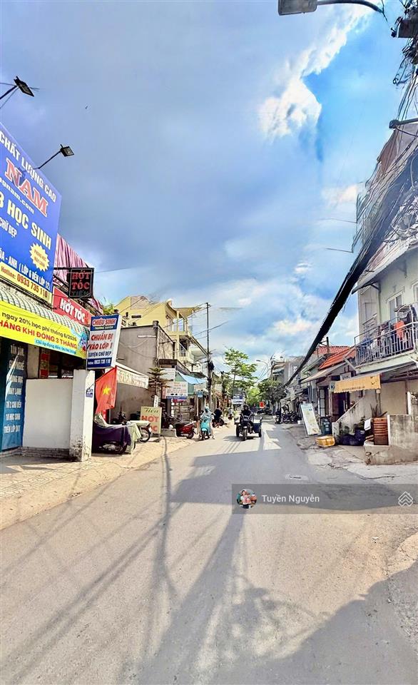 Nhà siêu đẹp 3 tầng ngay đặng văn bi p.trường thọ  thiết kế sang trọng nội thất xịn sò gần gametro