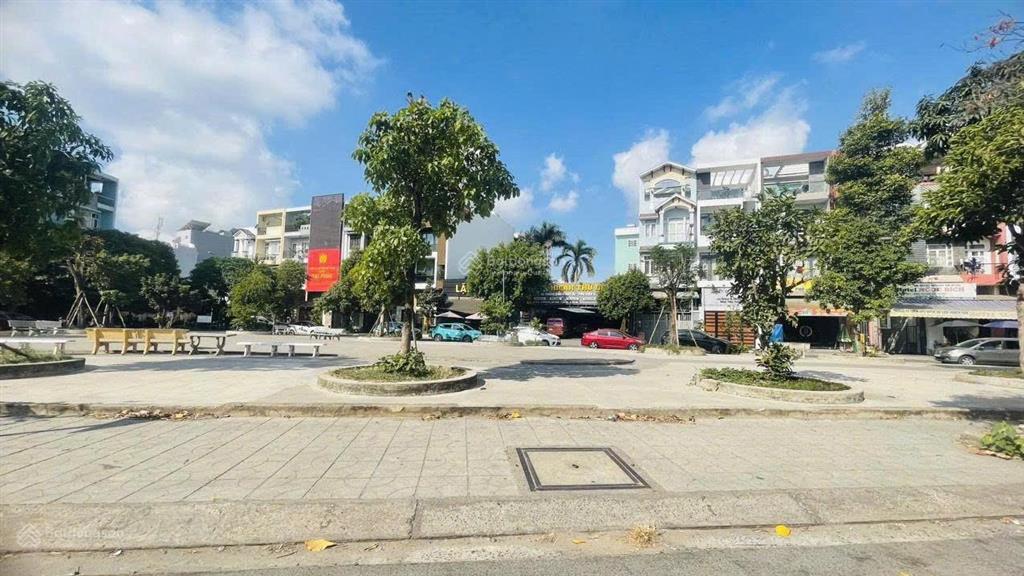 Đất đẹp khu areco mặt tiền kd ngay đào trinh nhất 111m2 ngang 5m đối diện công viên chỉ có 10 tỷ
