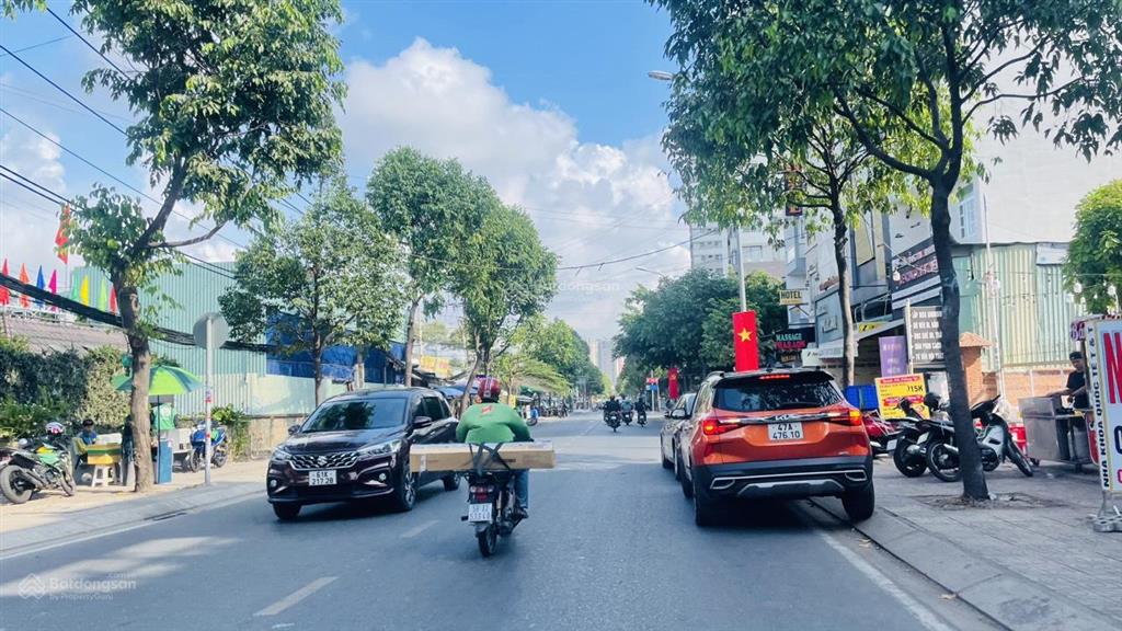 Đất đẹp khu areco mặt tiền kd ngay đào trinh nhất 111m2 ngang 5m đối diện công viên chỉ có 10 tỷ