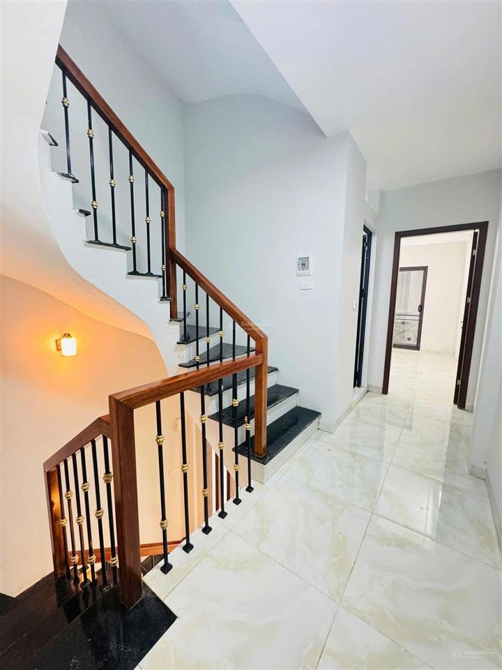 Khẳng định căn này dang rẻ nhất hà nộinhà xây mới 4 tầng, vị trí đẹptrả trước chỉ 1 tỷ nhận nhà