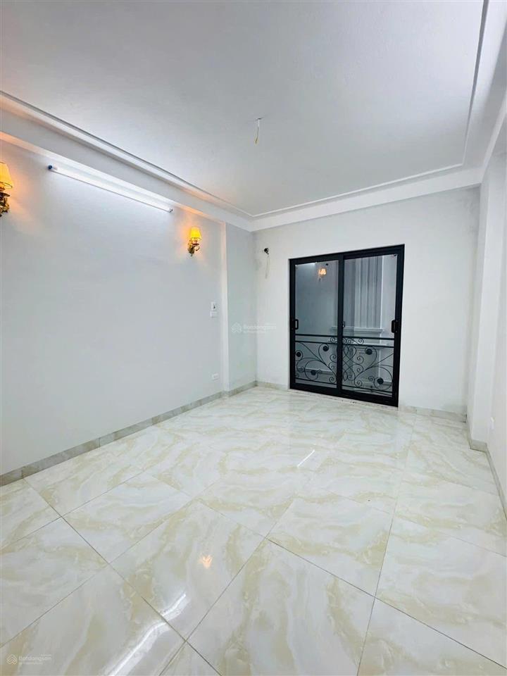 Khẳng định căn này dang rẻ nhất hà nộinhà xây mới 4 tầng, vị trí đẹptrả trước chỉ 1 tỷ nhận nhà