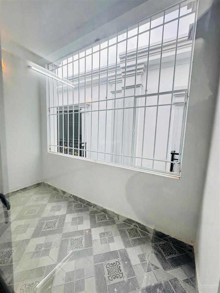 Khẳng định căn này dang rẻ nhất hà nộinhà xây mới 4 tầng, vị trí đẹptrả trước chỉ 1 tỷ nhận nhà