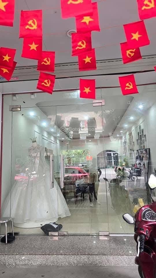 46 tỷ. bán nhà mặt phố khâm thiên siêu hót