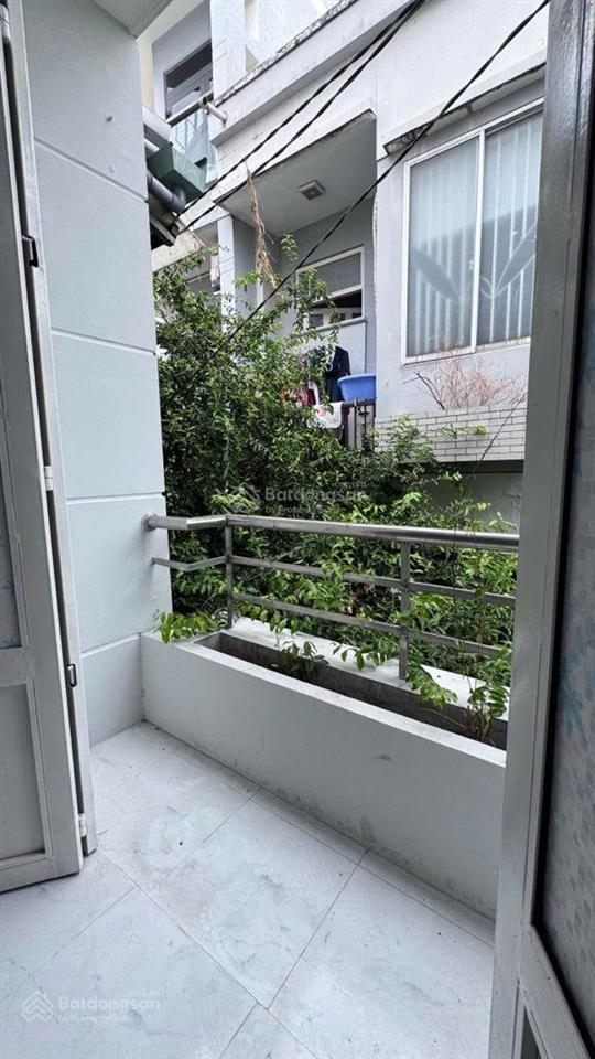Nhà dưới 3 tỷ hiếm trung tâm phù hợp tài chính thấp 1 trệt 1 lầu gần cầu chánh hưng