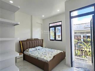 Nhà đẹp mặt tiền rộng kinh doanh tốt quận 8