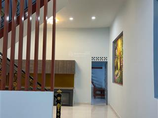 Nhà bán gấp mới xây 6x12.5 đúc 1 tấm mới giao ngay bhh b, bình tân