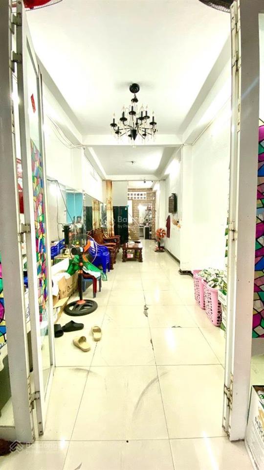 Nhà q3 lý chính thắng hẻm thông hoàng sa chỉ 8.7 tỷ