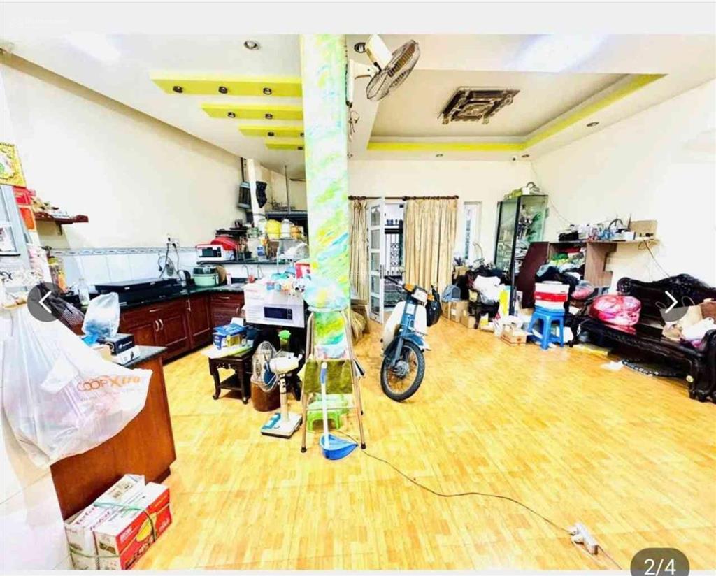 Hiếm ngay ga metro hòa hưng  sát mặt tiền cmt8  3 tầng 54m2  ngang 5m ( nở hậu 7m )  chỉ 8.5 ty