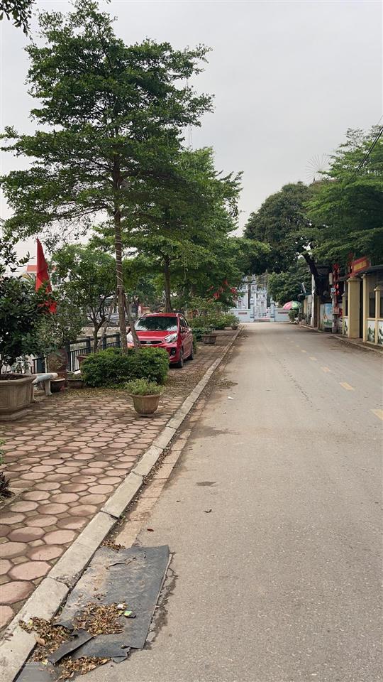 Ô tô tránh, view thoáng đẹp, dân cư đông đúc, ở sướng