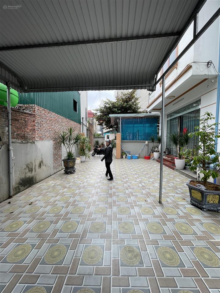 Nhỉnh 3 tỷ sở hữu ngay 155m2 đất tặng nhà 3 tầng, ô tô vào đất, ở sướng, dòng tiền ổn định