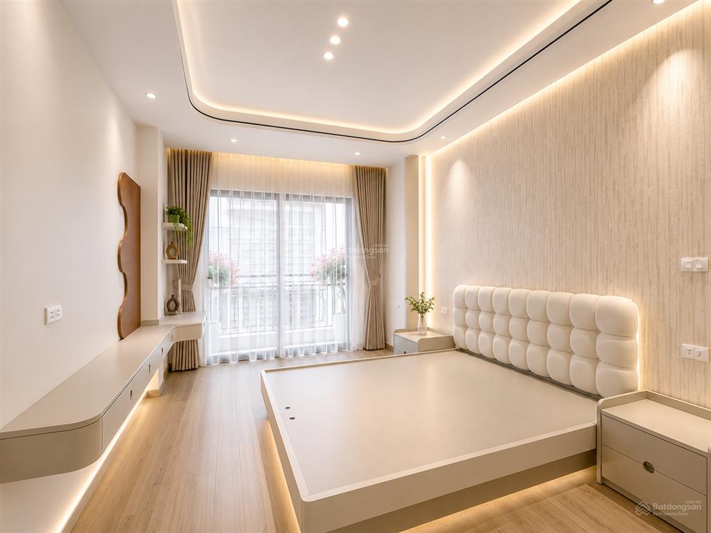 Bán nhà sài đồng, ngõ thông ô tô tránh, 50m2, nhỉnh 9 tỷ.