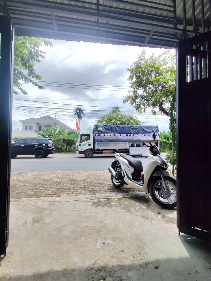 Bán nhà mặt phố tại nguyễn chí thanh, 6,6 tỷ, 124m2, 3pn, 2wc, mặt tiền 5m, pháp lý đầy đủ