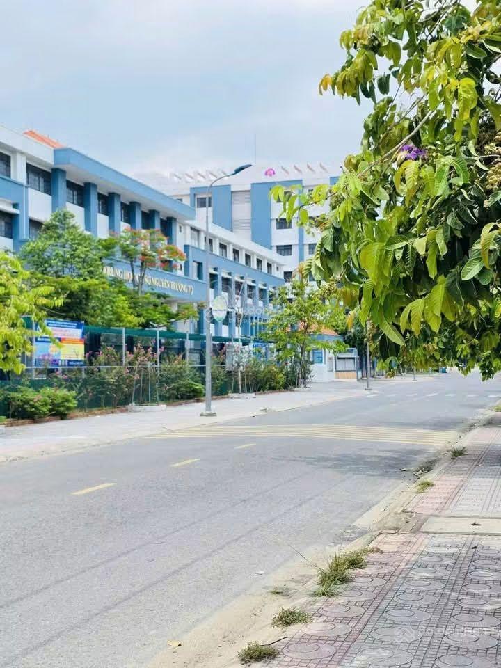 Bán đất tại bình nhâm 83 đường thông từ cmt8 ra sông sài gòn, 150m2, mặt tiền 5m, chỉ 6.2 tỷ.