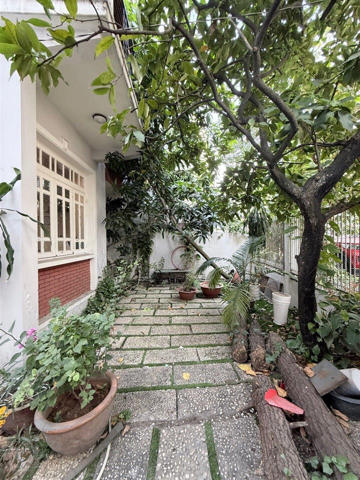 Bán biệt thự gần sông vàm thuật đường dương quảng hàm, 19,8 tỷ, 191m2, view đẹp, giá cực chất