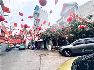 Bán đất tặng nhà cấp 4 ngang 5.6m nở hậu tài lộc đường thông tứ hướng ngay hoàng diệu 2 dt 160m2