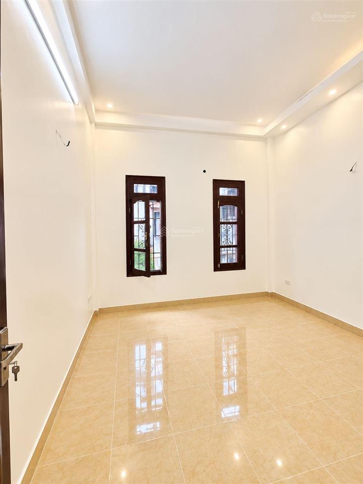 Hồ đền lừ hơn 11 tỷ | 45m 5 tầng | ô tô vào nhà | 4 ngủ | 2 thoáng