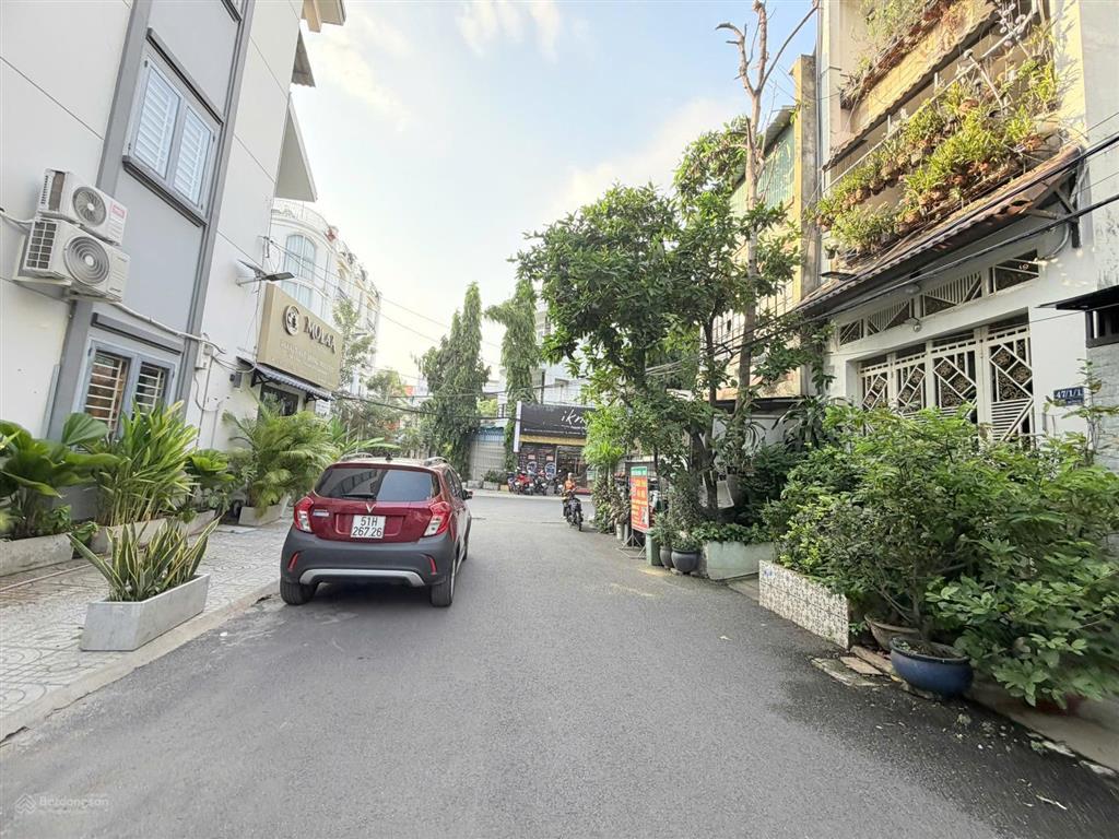 Bán nhà thái lý thảo điền, dt 5.5x16m hđt 50tr/th trệt 3 lầu giá 25,5 tỷ vị trí đẹp