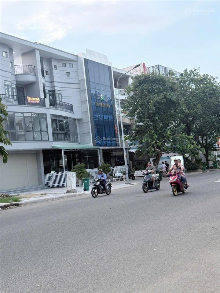 Ngộp bank! bán gấp mt huy cận khu gia hòa plb, dt 6x26m 4 tầng hđt 50tr/th giá 20 tỷ