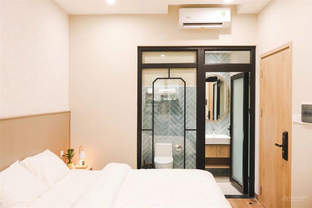 Bán tòa chdv gần nguyễn hoàng, an phú, dt 8x20m hầm 3 tầng tn 100tr/th giá 36 tỷ