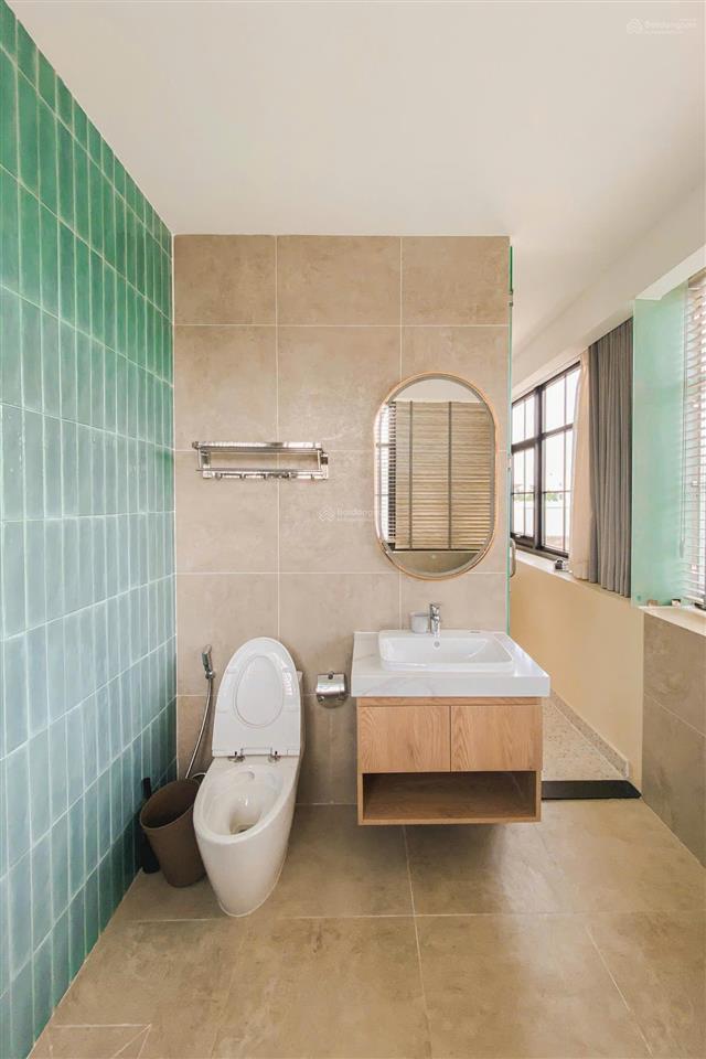 Bán tòa chdv gần nguyễn hoàng, an phú, dt 8x20m hầm 3 tầng tn 100tr/th giá 36 tỷ