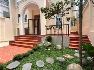 Bán gấp biệt thự sân vườn khu vip nguyễn duy trinh q2, dt 10x33m 3 lầu