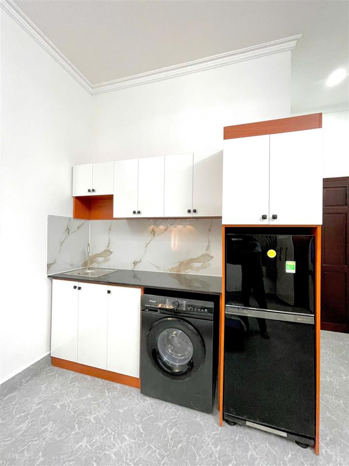 Cho thuê căn hộ dịch vụ full nội thất ngay đường lê thị riêng, quận 1