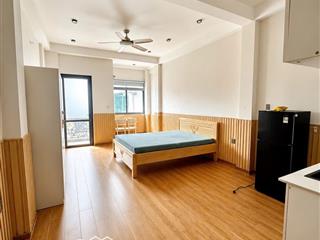 Cho thuê căn studio ban công, đi bộ hồng bàng, uef, máy giặt riêng, bảo vệ, an ninh và sạch sẽ
